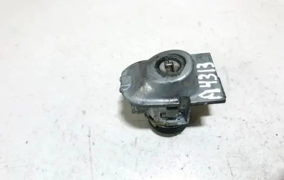 Volvo S80 Front door lock (next to the handle) 