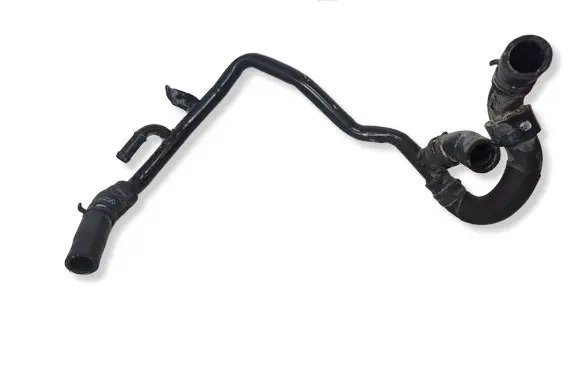 Volkswagen PASSAT B8 Engine coolant pipe/hose 04L121064AQ