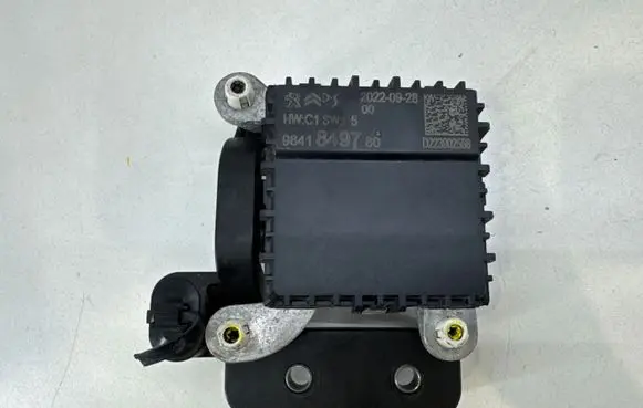 Opel Mokka B Distronic sensor radar 9841849780