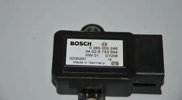 BMW 5 E39 ESP acceleration yaw rate sensor 6753694 0265005248