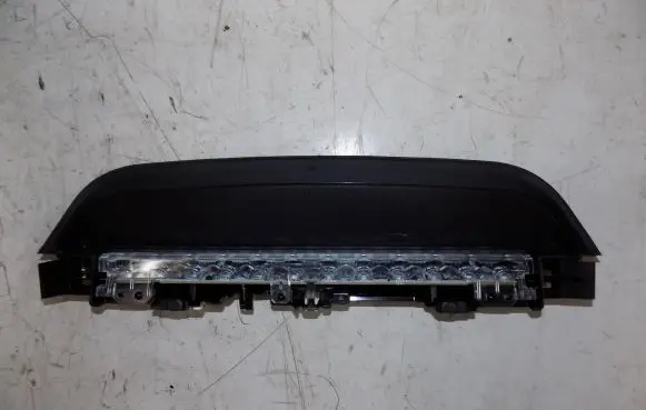 BMW 3 G20 G21 Third/center stoplight 7420460 90205611