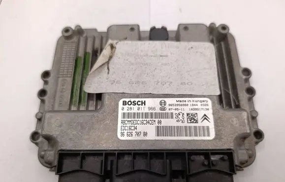 Peugeot 307 Engine control unit/module 0281011966 9653958980 9662670780