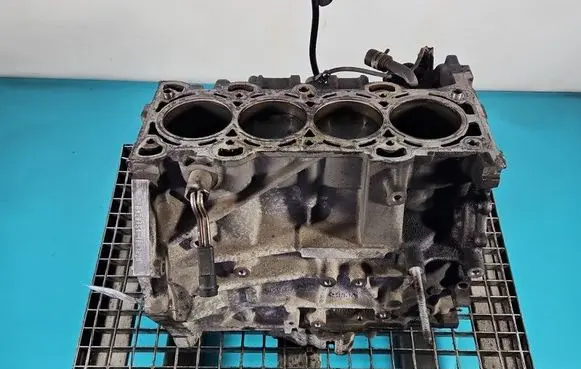 Volvo V70 Engine block B4204S4 IMPRK1566229