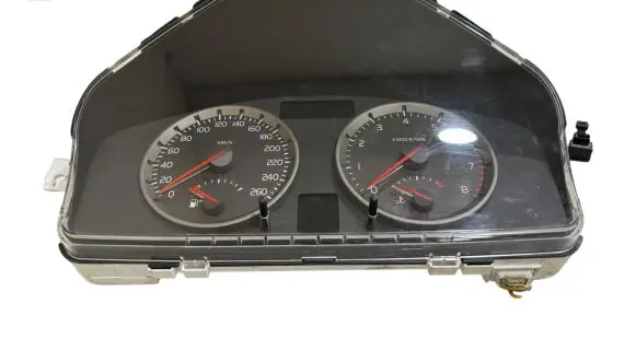 Volvo V50 Speedometer (instrument cluster) 30669182 8602844 30710071