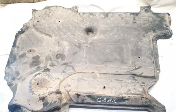 Mercedes-Benz C AMG W204 Engine splash shield/under tray a2045203323