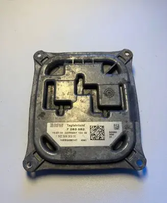 BMW 3 E90 E91 Headlight ballast module Xenon 7263052 130732930200 10EEG090147