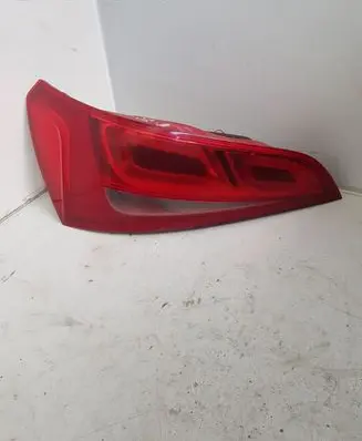 Audi Q5 SQ5 Tailgate rear/tail lights 8R0945093