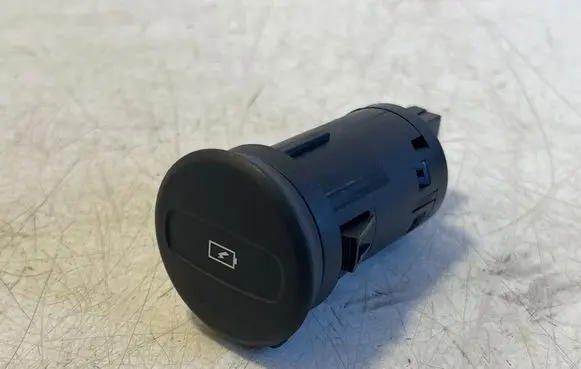Polestar 2 USB socket connector 32231928