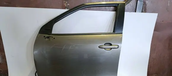 Toyota Yaris Cross Front door 