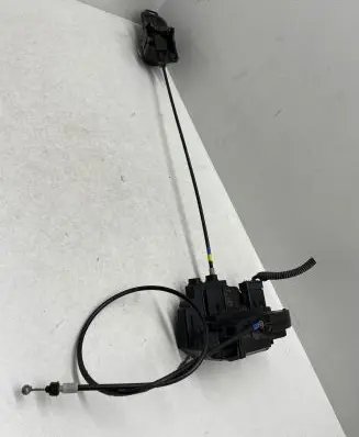 Nissan Note (E11) Rear door lock 5010800006 80670