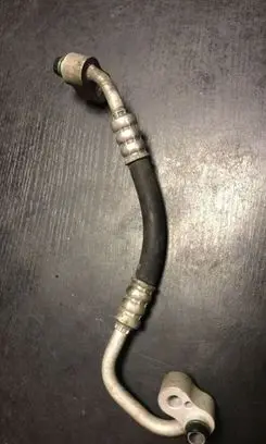 BMW 7 E38 Air conditioning (A/C) pipe/hose 8378480