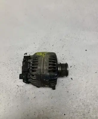 Volkswagen PASSAT B6 Generator/alternator 03C903023A 0124525093