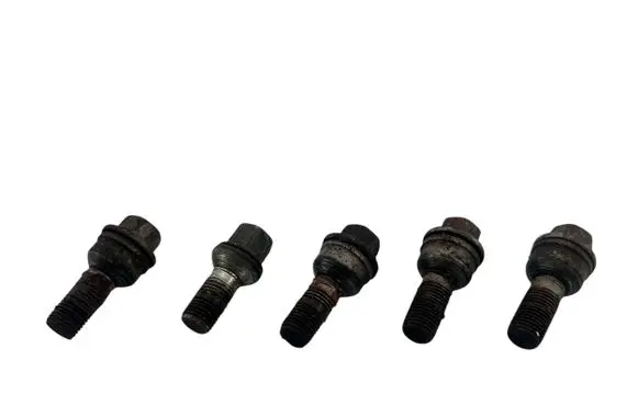 Audi Q5 SQ5 Nuts/bolts 8R0601295