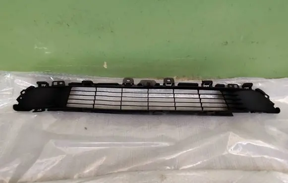 Tesla Model Y Front bumper lower grill 149375900A