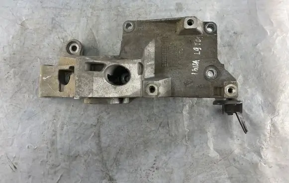 Generator/alternator bracket