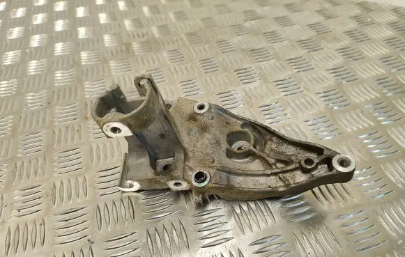 Citroen Berlingo A/C compressor mount bracket 9808696880