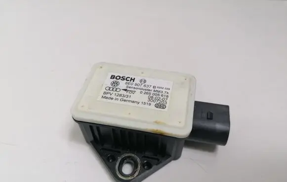 Audi A6 S6 C6 4F ESP acceleration yaw rate sensor 8E0907637B 0265005618