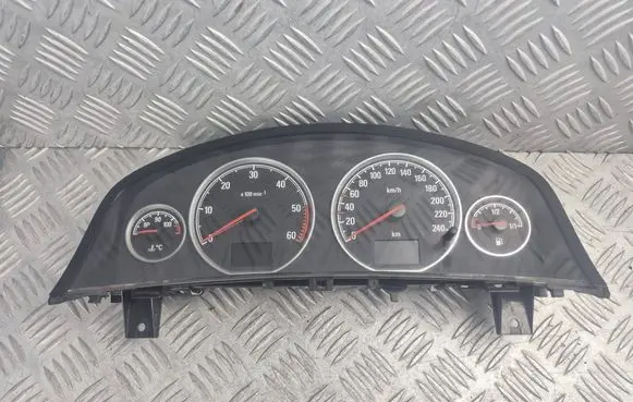Opel Vectra C Speedometer (instrument cluster) 13186698EJ