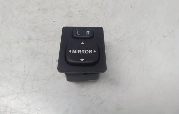 Toyota Auris 150 Wing mirror switch 183574
