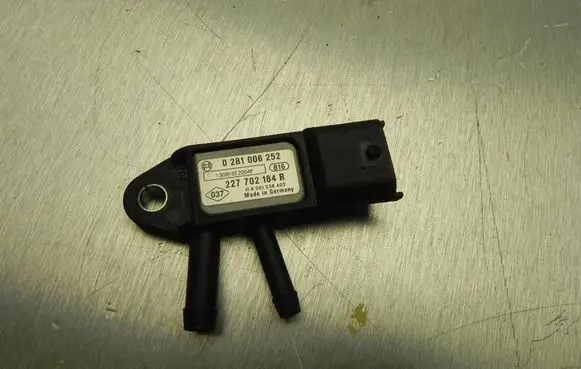 Nissan Qashqai Turbo solenoid valve 227702184R X990
