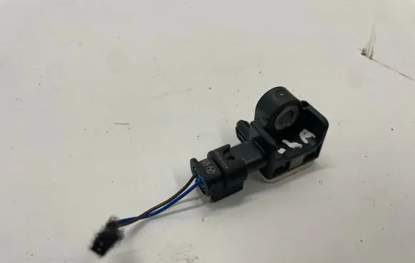 Mercedes-Benz CLA C117 X117 W117 Airbag deployment crash/impact sensor A1668210151