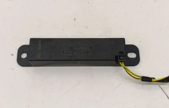 Mercedes-Benz C W205 Keyless system antenna A2059053005