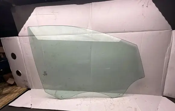 Ford Kuga II Front door window glass four-door 43R001605 E000199