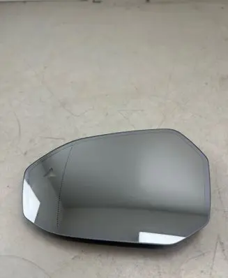 BMW 7 G70 Wing mirror glass 6005327