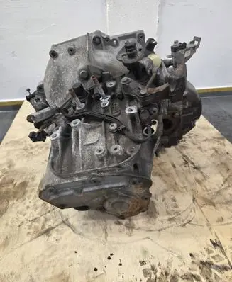Peugeot Partner III Manual 6 speed gearbox 9805625610 3412221