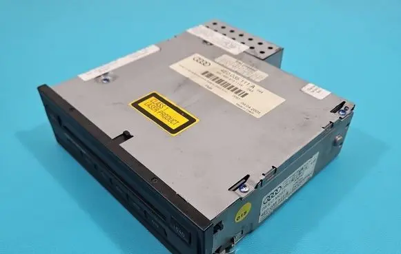 Audi A8 S8 D3 4E CD/DVD changer 4E0035111A IMPRK1507526