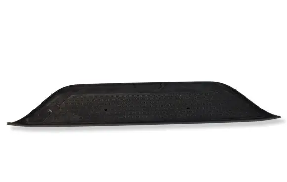 Rear bumper trim bar molding