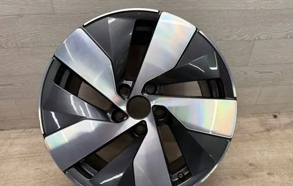R17 alloy rim
