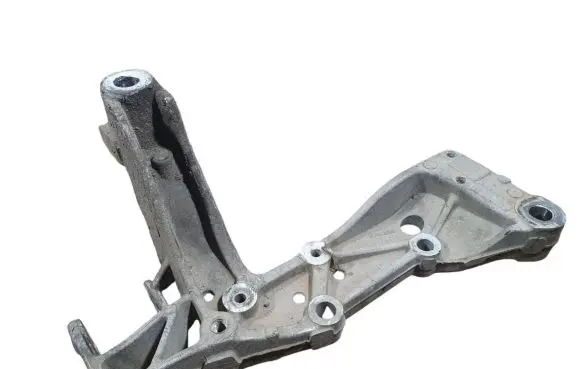 Volkswagen Golf V Front lower control arm/wishbone 1K0199296F