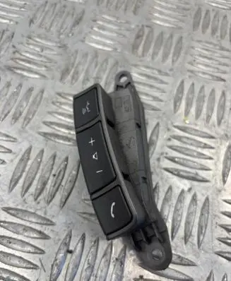 BMW 7 E65 E66 Steering wheel buttons/switches 037467007 6911585
