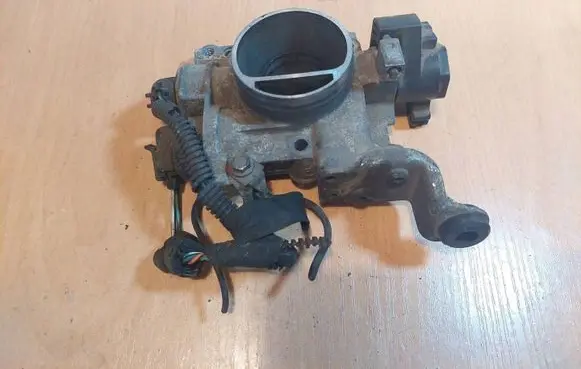 Fiat Punto (176) Throttle body valve 