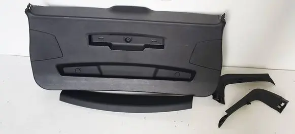 Bottom trim