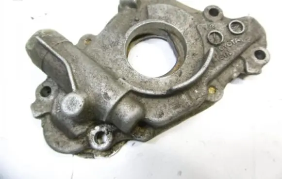 Toyota Corolla E110 Oil pump 