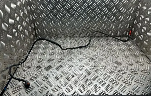 Opel Vivaro Fuel line pipe 