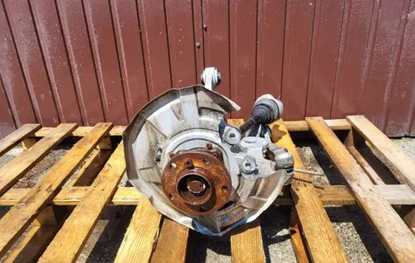 BMW 5 F10 F11 Rear wheel hub 6796099