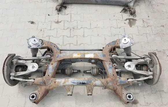 BMW X5 E70 Rear subframe 