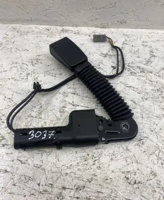 Mini Cooper Countryman R60 Front seatbelt buckle 9806924