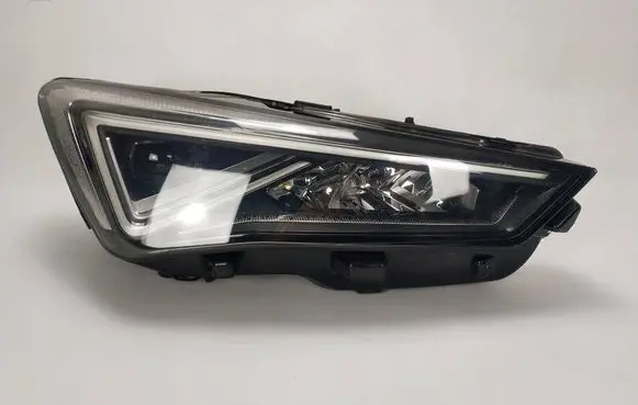 Seat Tarraco Headlight/headlamp 5FJ941008C