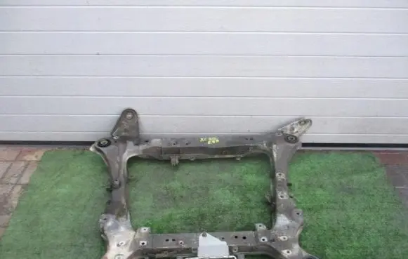 Volvo XC90 Front axle beam 