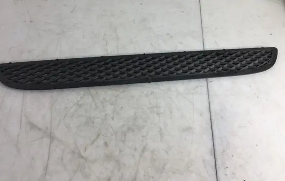 Peugeot Boxer Front bumper lower grill 1307987070