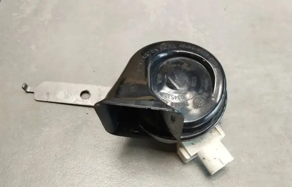 BMW X6 E71 Horn signal 7293735