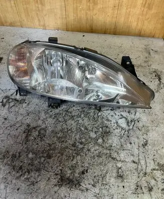 Renault Megane I Headlight/headlamp 7701047180 67743625