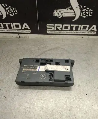 Mercedes-Benz E W211 Door control unit/module 2118207526 351162