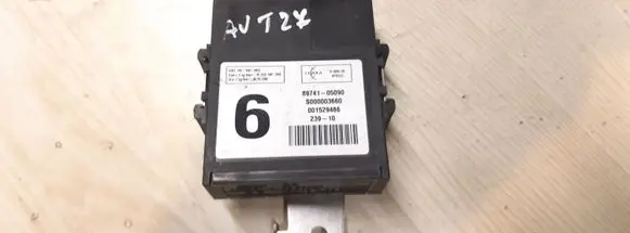 Toyota Avensis T270 Door central lock control unit/module 8974105090