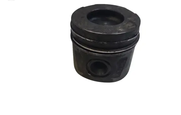 Opel Astra H Piston 
