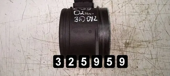 BMW 5 E39 Mass air flow meter